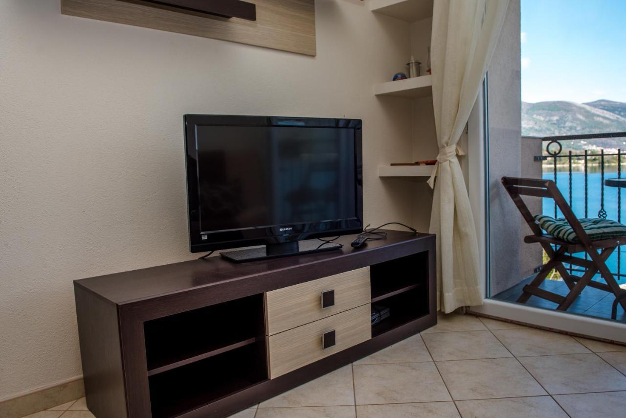 Apartments Klakor Ps ติวัต ภายนอก รูปภาพ
